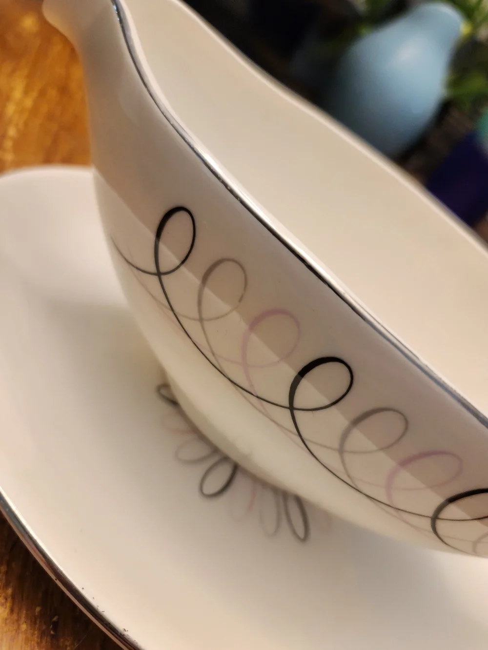 sevron elegant cream